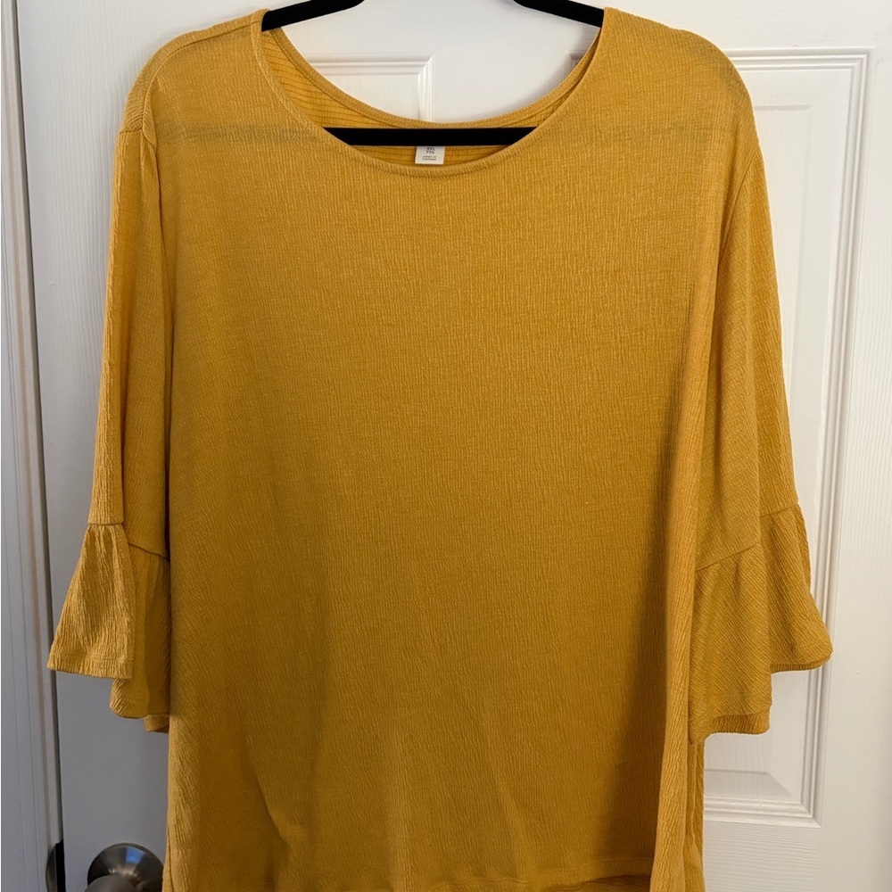 Old Navy Women's Yellow Blouse